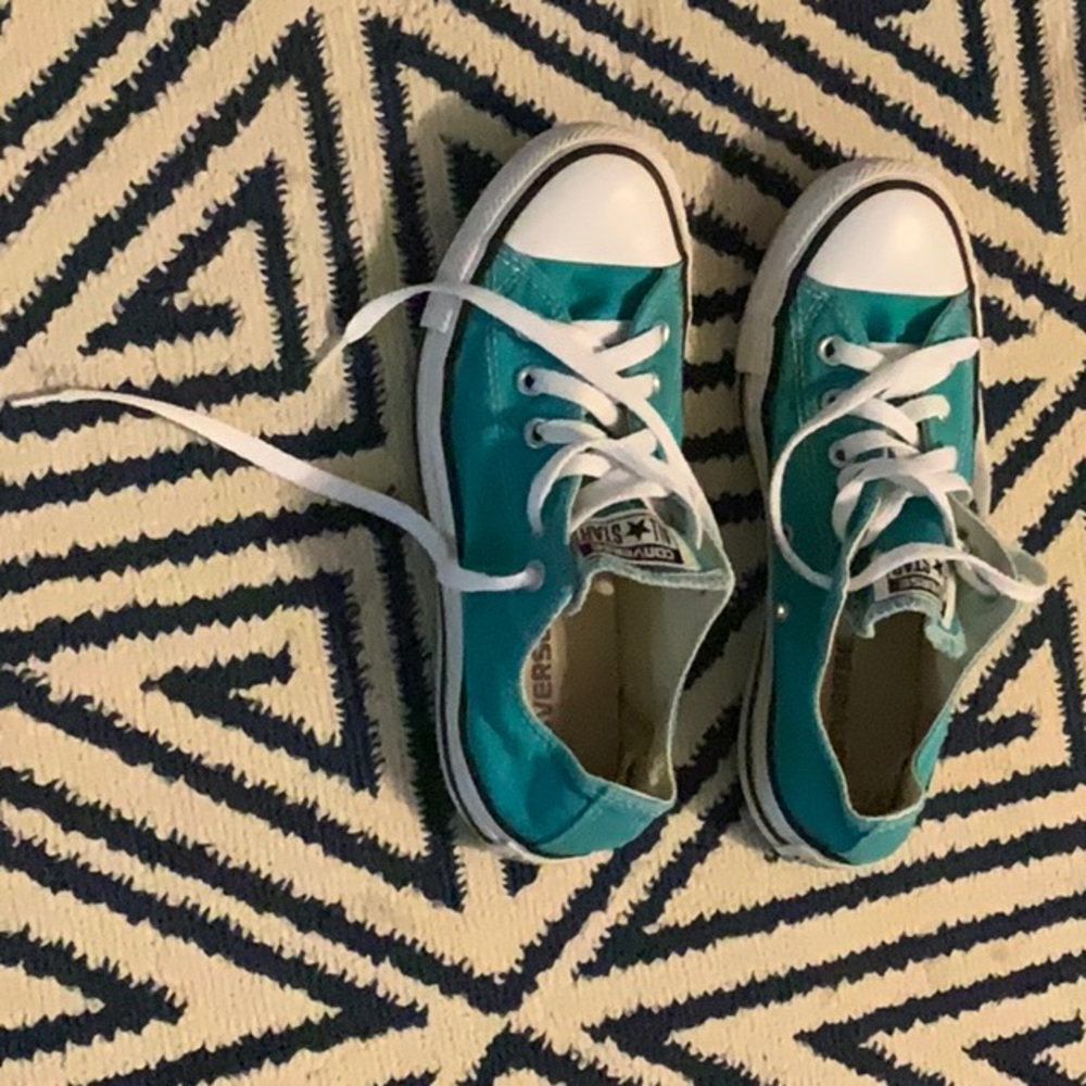 Turquoise converse